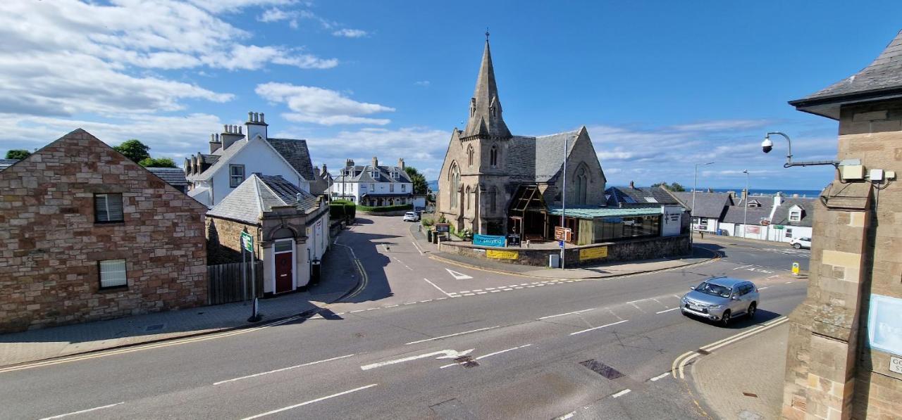 Colin Young Place Nairn Zewnętrze zdjęcie