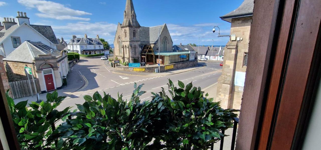 Colin Young Place Nairn Zewnętrze zdjęcie
